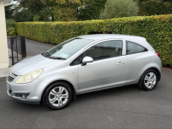 Opel Corsa Hatchback, Petrol, 2010, Silver
