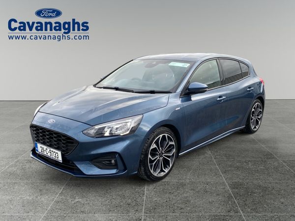 Ford Focus Hatchback, Petrol Hybrid, 2021, Blue