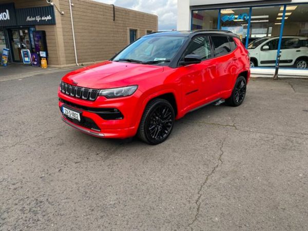 Jeep Compass SUV, Petrol Hybrid, 2023, Red