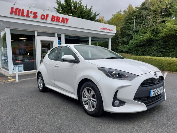 Toyota Yaris Hatchback, Petrol, 2021, White