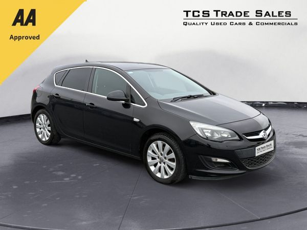 Vauxhall Astra Hatchback, Diesel, 2015, Black