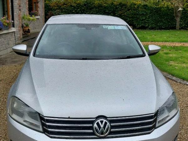 Volkswagen Passat Saloon, Diesel, 2014, Silver