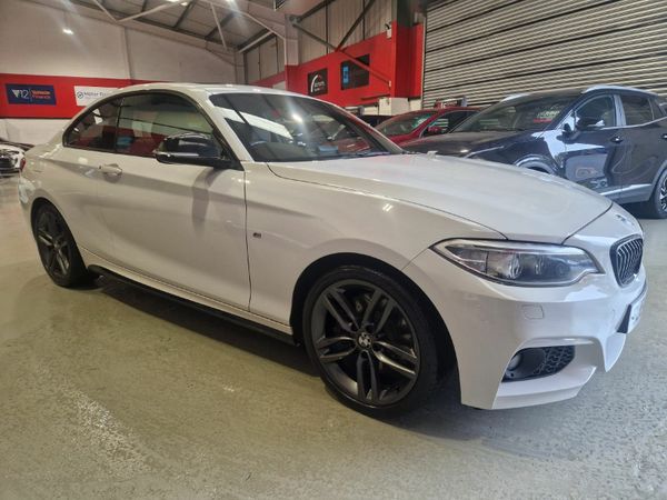 BMW 2-Series Coupe, Petrol, 2015, White