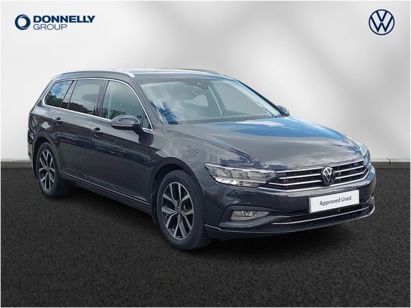 Volkswagen Passat Estate, Diesel, 2022, Grey