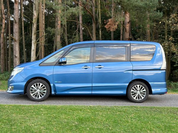 Nissan Serena MPV, Petrol Hybrid, 2016, Blue