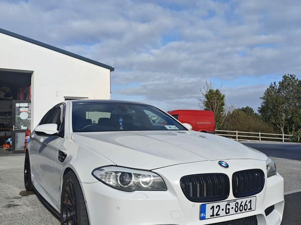 BMW M5 Saloon, Petrol, 2012, White