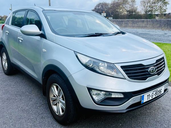 Kia Sportage SUV, Petrol, 2011, Silver