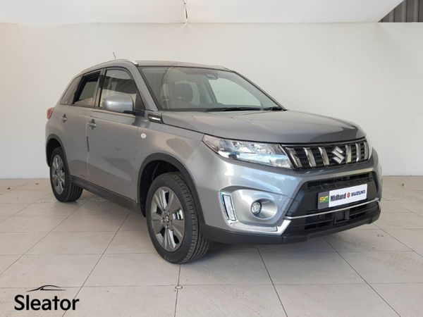 Suzuki Vitara Hatchback, Petrol, 2022, Grey