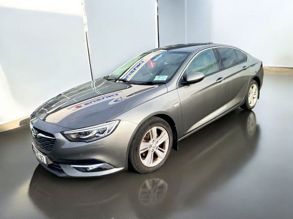 Opel Insignia Hatchback, Diesel, 2018, Grey