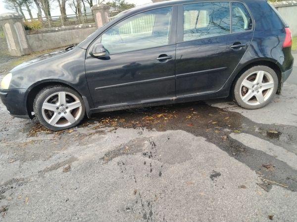 Volkswagen Golf Hatchback, Petrol, 2006, Black