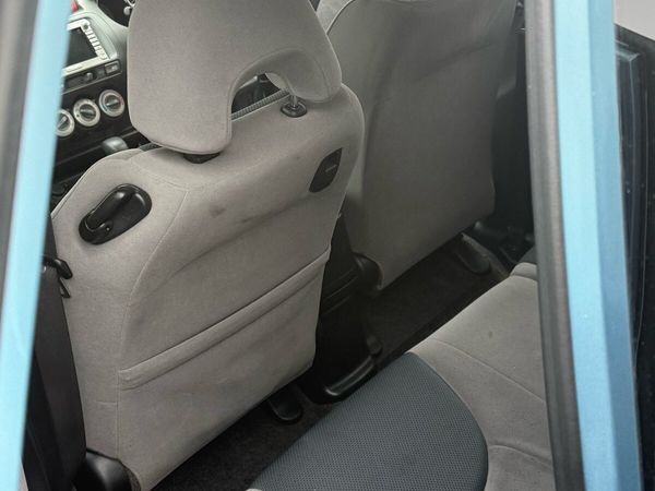 Honda Fit Hatchback, Petrol, 2005, Blue