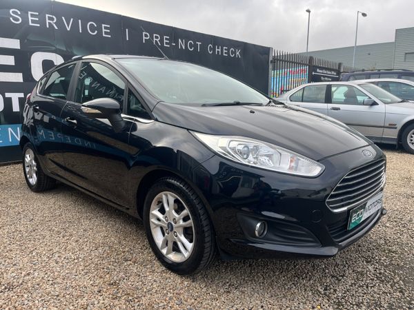 Ford Fiesta Hatchback, Petrol, 2014, Black