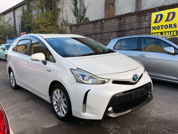 Toyota Prius Estate, Petrol Hybrid, 2016, White