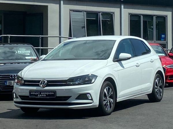 Volkswagen Polo Hatchback, Petrol, 2018, White