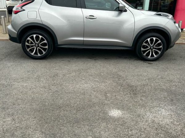 Nissan Juke SUV, Petrol, 2015, Silver