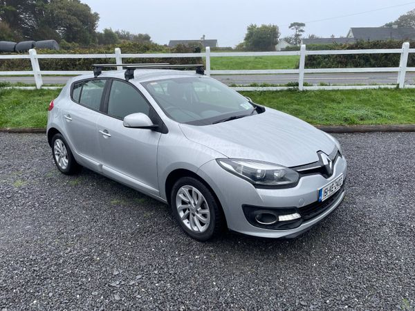 Renault Megane Hatchback, Diesel, 2015, Silver