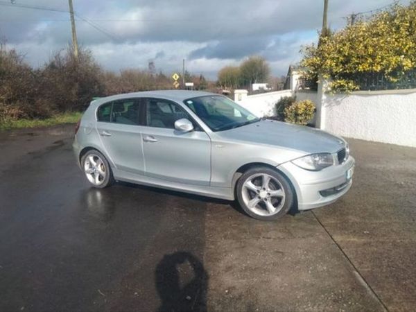 BMW 1-Series Hatchback, Diesel, 2010, Silver