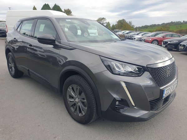 Peugeot 2008 MPV, Diesel, 2022, Grey