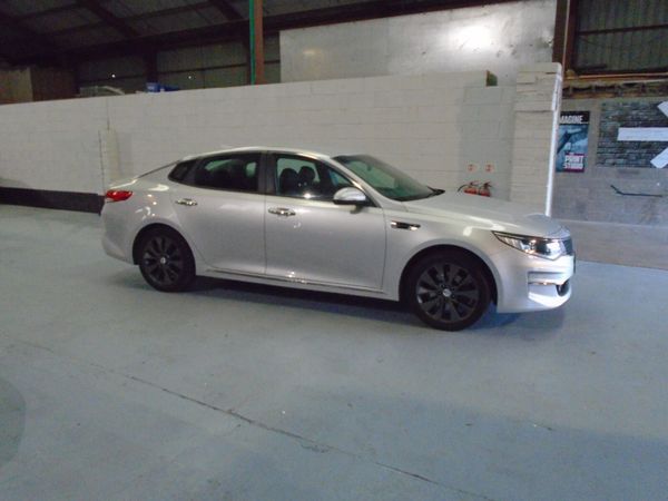 Kia Optima Saloon, Diesel, 2016, Silver