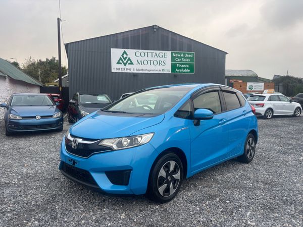 Honda Fit Hatchback, Petrol Hybrid, 2016, Blue
