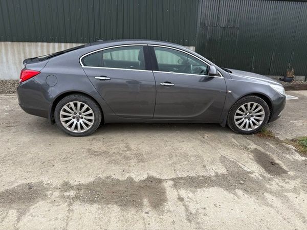 Opel Insignia Hatchback, Diesel, 2011, Grey