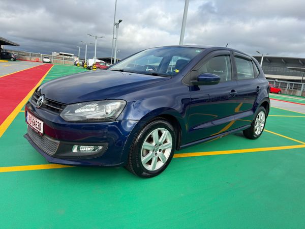 Volkswagen Polo Hatchback, Petrol, 2011, Blue