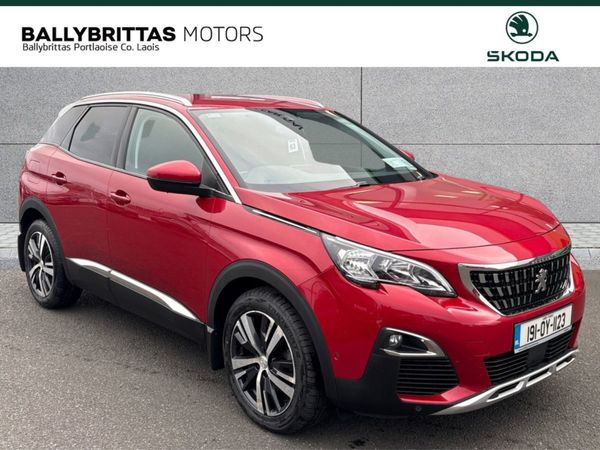 Peugeot 3008 MPV, Diesel, 2019, Red