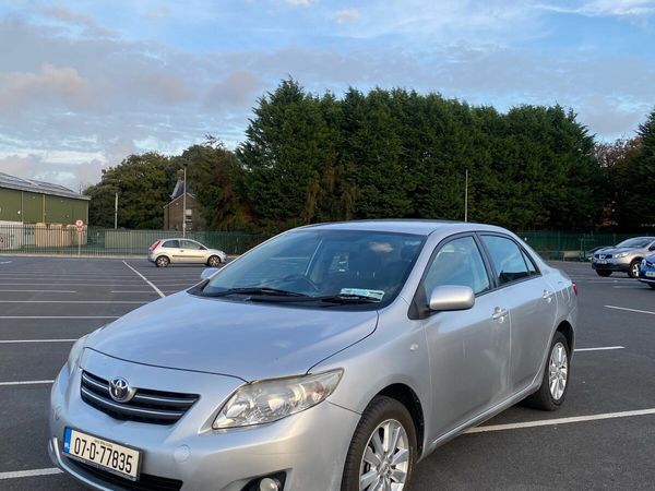Toyota Corolla Saloon, Petrol, 2007, Silver