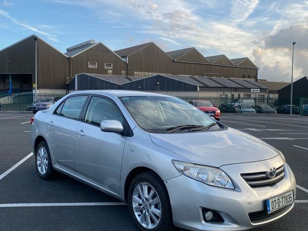 Toyota Corolla Saloon, Petrol, 2007, Silver