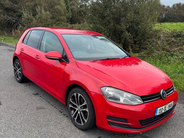 Volkswagen Golf Hatchback, Diesel, 2013, Red