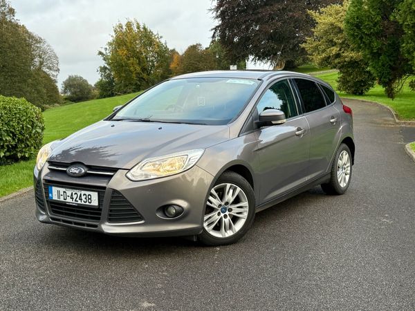 Ford Focus Hatchback, Diesel, 2011, Brown