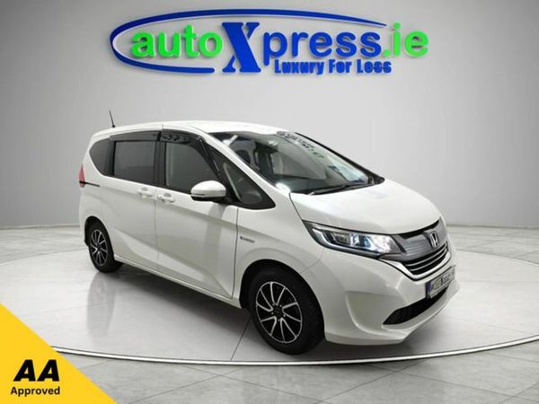 Honda Freed MPV, Petrol Hybrid, 2016, White