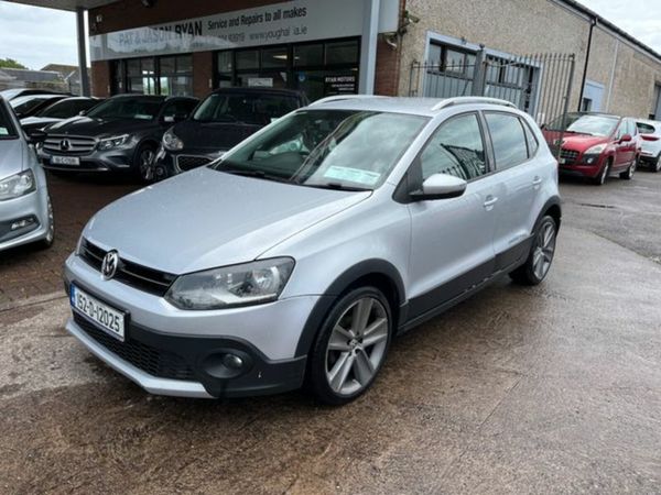Volkswagen Polo Hatchback, Diesel, 2015, Silver