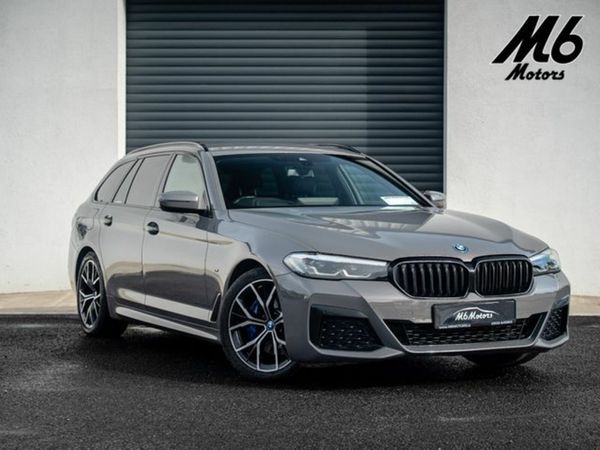 BMW 5-Series Estate, Petrol Hybrid, 2022, Grey