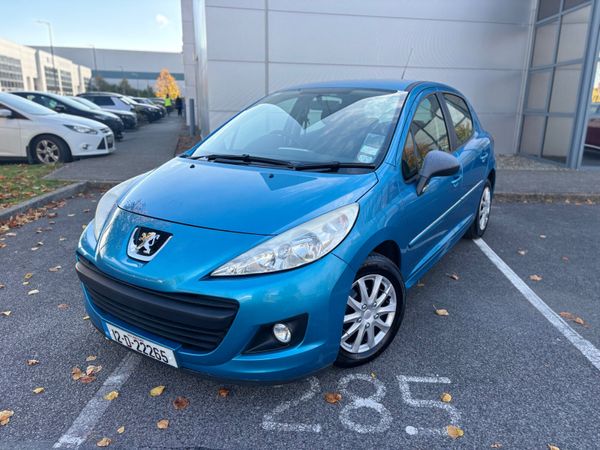 Peugeot 207 Hatchback, Diesel, 2012, Blue