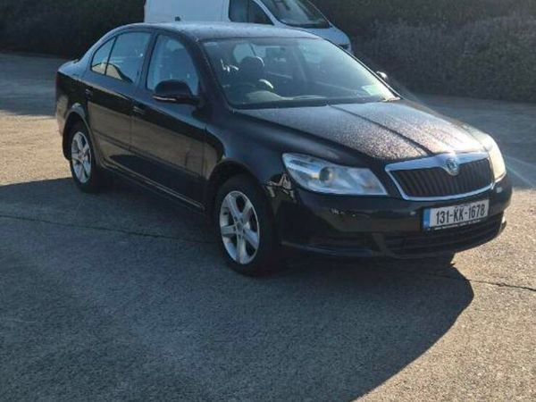 Skoda Octavia Hatchback, Diesel, 2013, Black