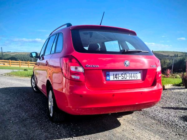 Skoda Fabia Estate, Diesel, 2014, Red