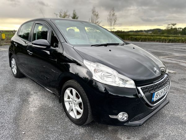 Peugeot 208 Hatchback, Petrol, 2015, Black