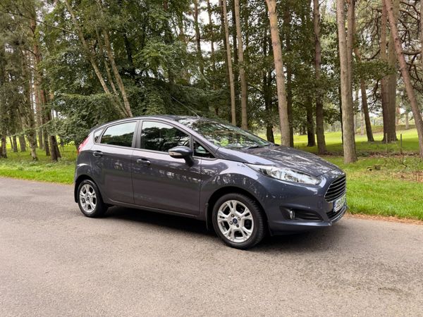 Ford Fiesta Hatchback, Petrol, 2013, Blue