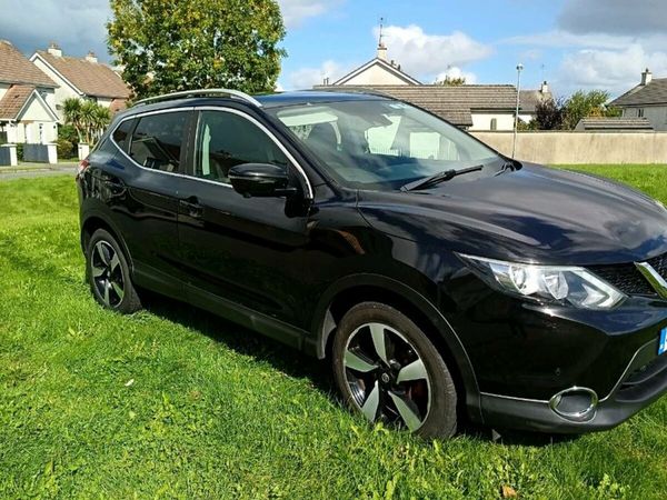 Nissan Qashqai Hatchback, Diesel, 2016, Black