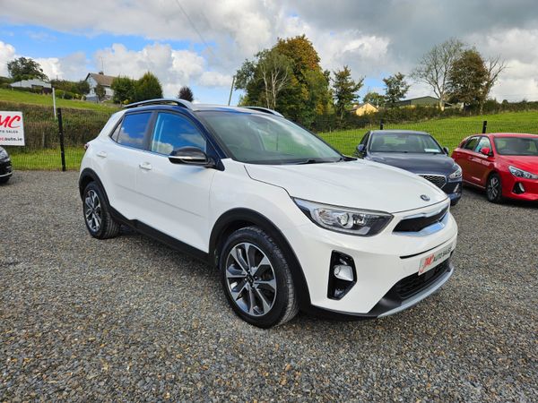 Kia Stonic Hatchback, Diesel, 2017, White