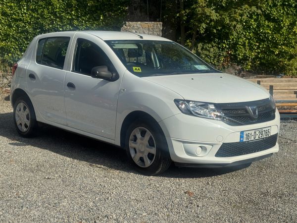 Dacia Sandero Hatchback, Petrol, 2016, White