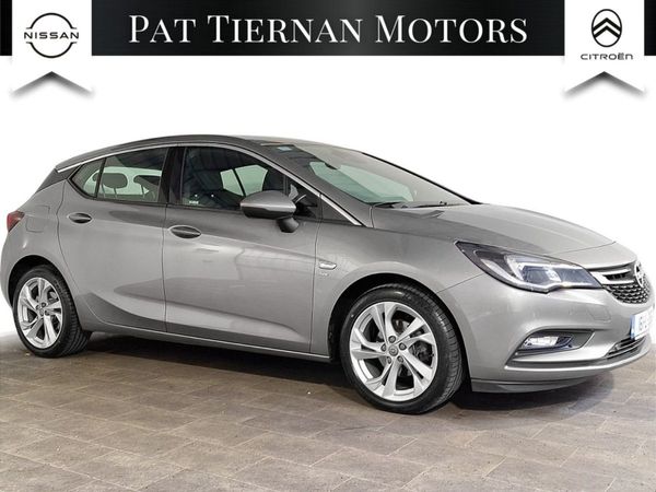 Opel Astra Hatchback, Petrol, 2016, Grey