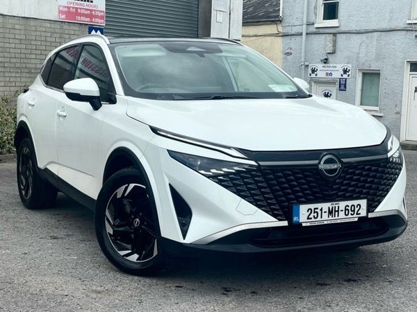 Nissan Qashqai MPV, Petrol Hybrid, 2025, White