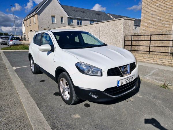 Nissan Qashqai Hatchback, Diesel, 2014, White
