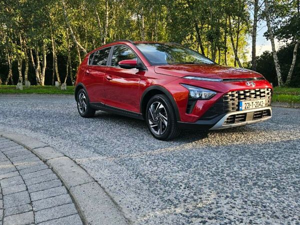Hyundai Bayon Estate/Jeep, Petrol, 2022, Red