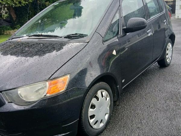 Mitsubishi Colt MPV, Petrol, 2010, Black