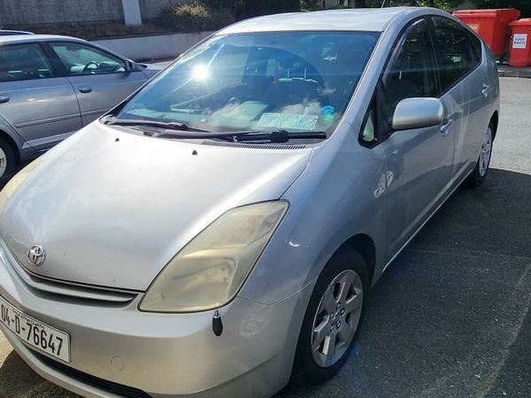 Toyota Prius Hatchback, Petrol Hybrid, 2004, Silver