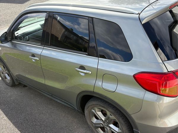 Suzuki Vitara SUV, Diesel, 2015, Grey
