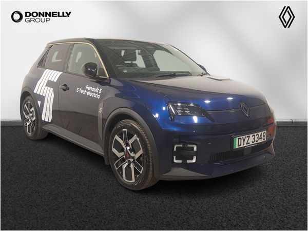 Renault 5 Hatchback, Electric, 2025, Blue